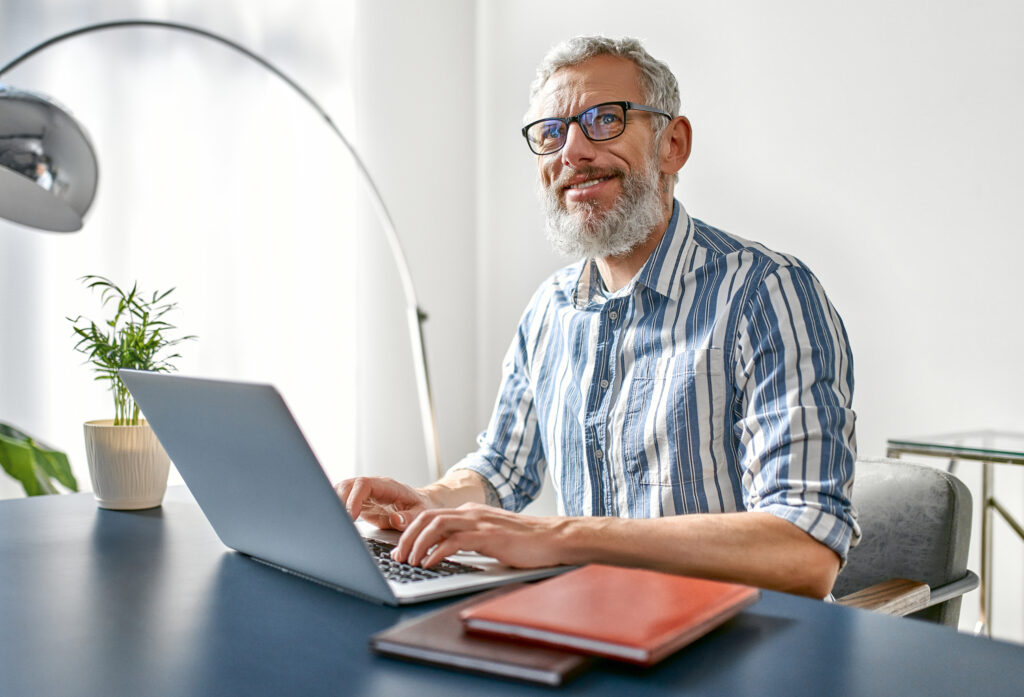 Work Life After 65: 5 Tips to Retain Older Workers in the Workplace ...